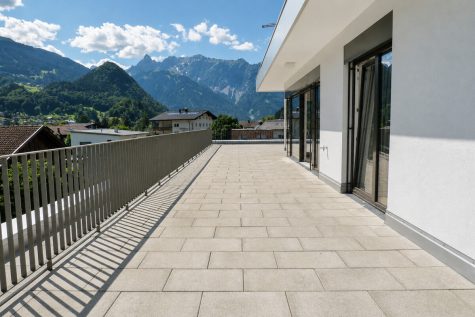 Exklusive 3-Zimmer-Penthousewohnung mit wunderschöner Dachterrasse zu vermieten - Dachterrasse (2) (18735)